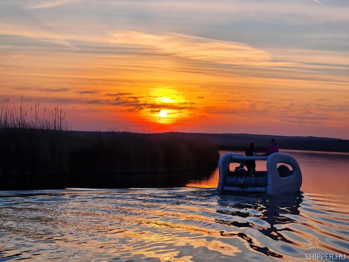 Royal Mediterran Siófok Eksteriør bilde